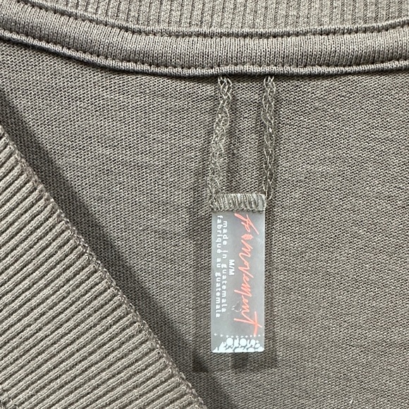 FP Movement by Free People Brown Taupe V-Neck Pleated Tunic - Picture 2 of 6